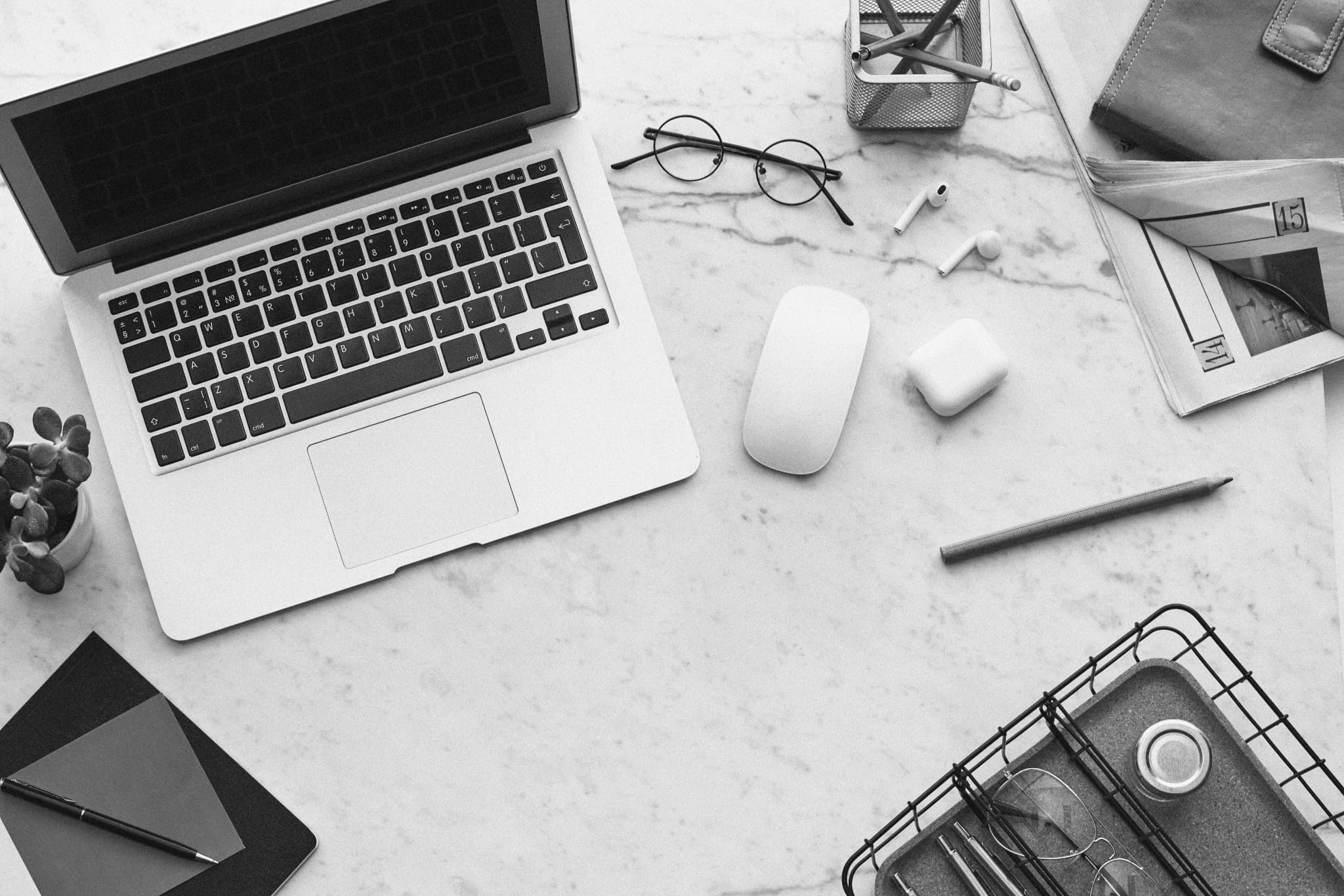 私たちは、ファッションとテクノロジーを掛け合わせて、あなたがもっと「あなたらしく」いられる世界を創造します。